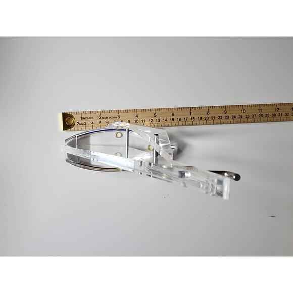 Lucite - Picture 7 of 9